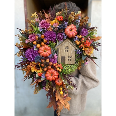 Jesenný veniec s domčekom