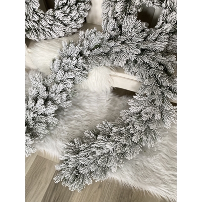 Girlanda zasnežená 135