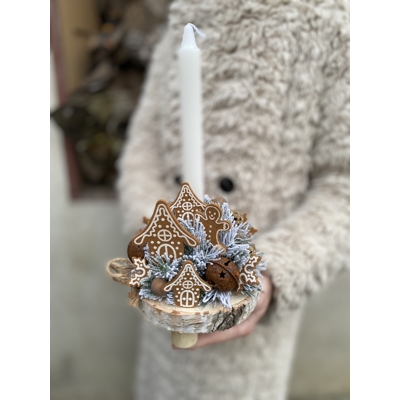 Zimný svietnik medovníček