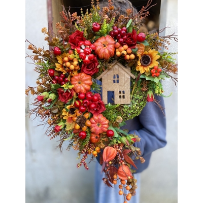 Jesenný veniec s domčekom