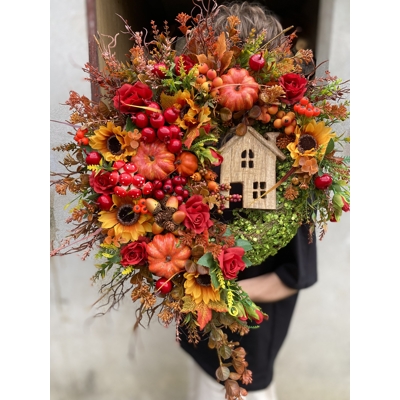 Jesenný veniec s domčekom