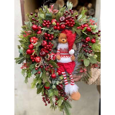 Zimný veniec s mackom