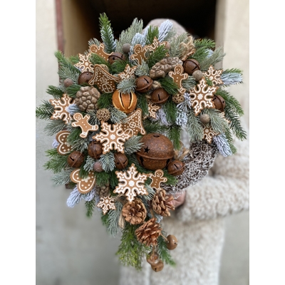 Zimný veniec s medovníčkami 